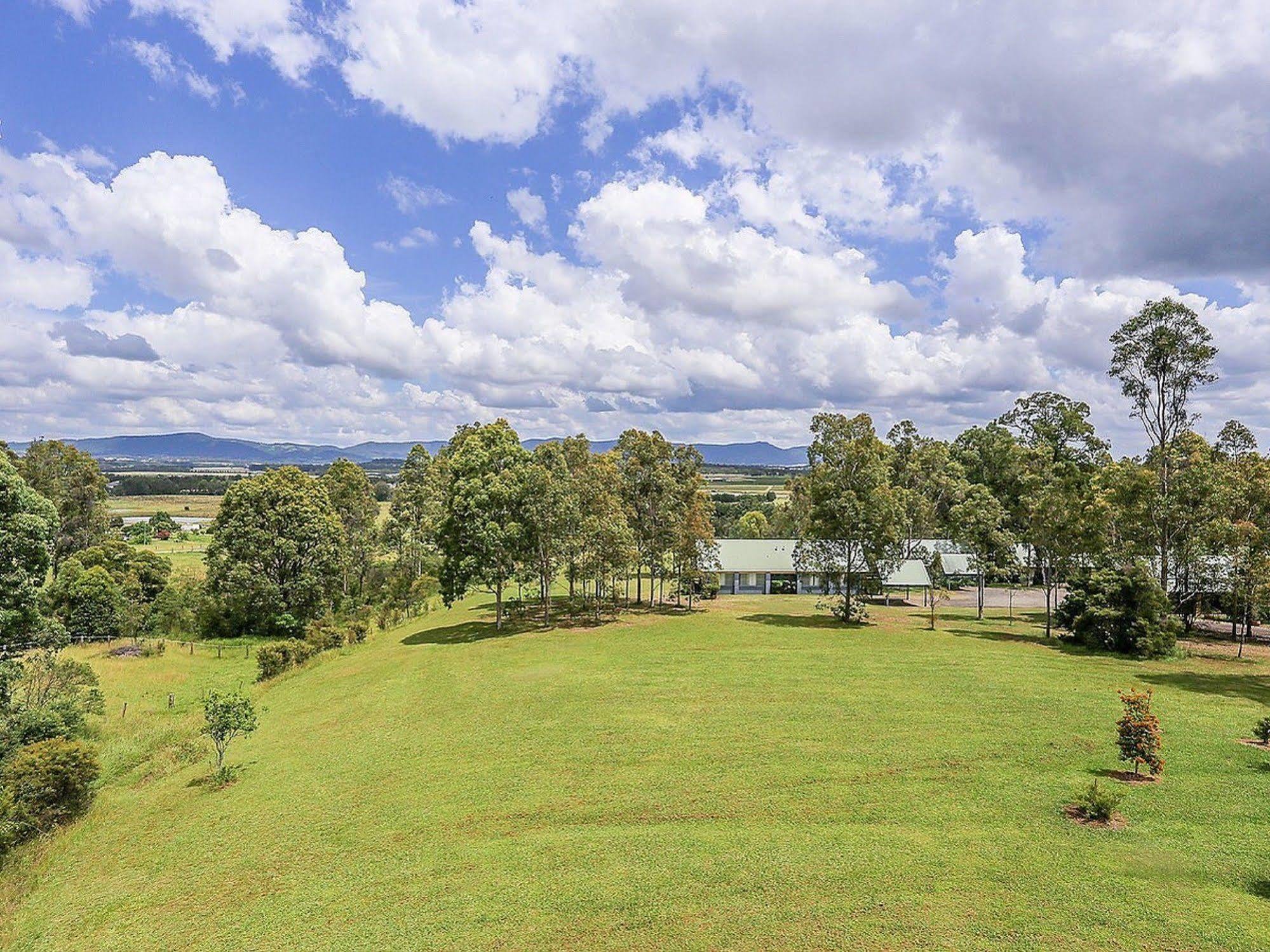 Vineyard Hill Hotel Lovedale Exterior photo